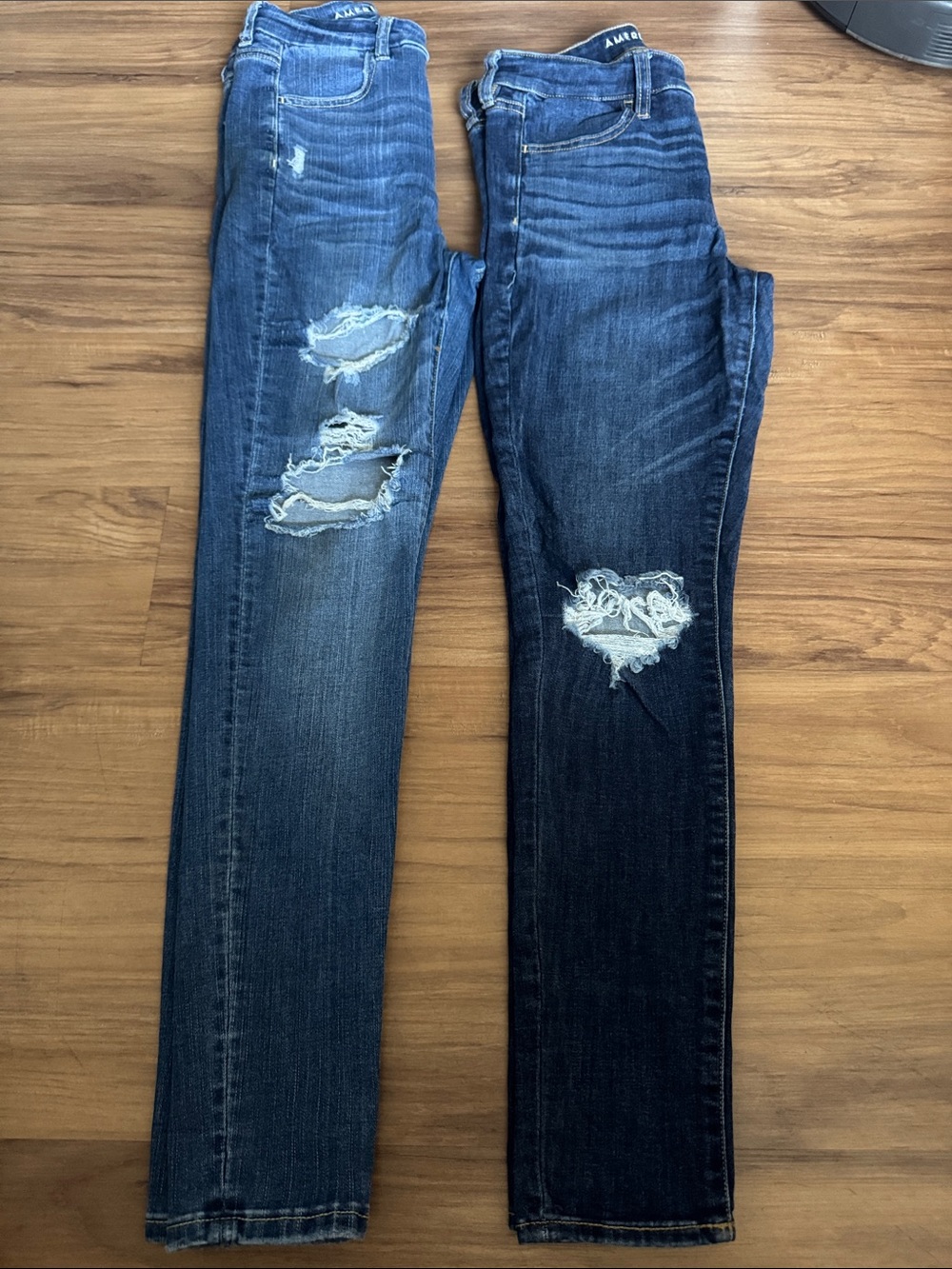 American Eagle Outfitters Dark Blue Distressed Skinny Jeans